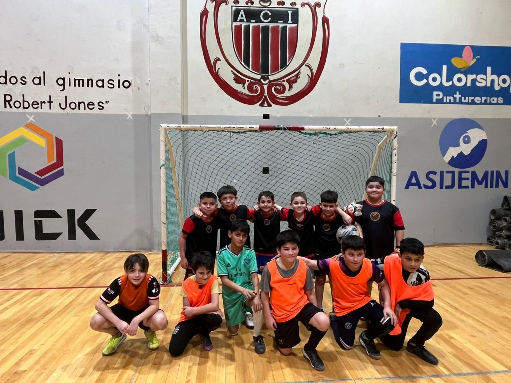 FORMATIVAS DEL CLUB INDEPENDIENTE RUMBO A  COMODORO