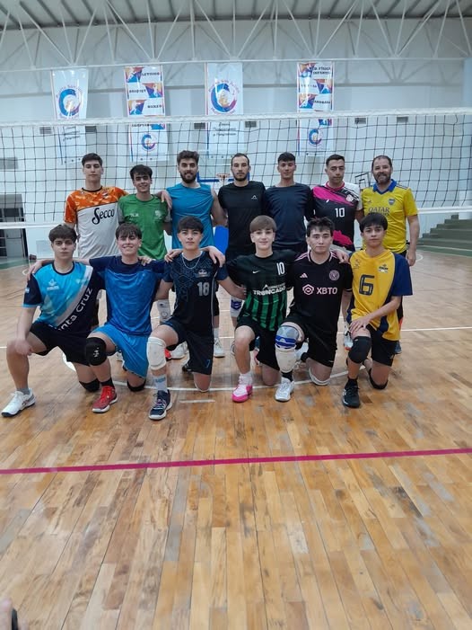 EL VOLEY MAYORES MASCULINO CAMPEÓN EN RADA TILLY